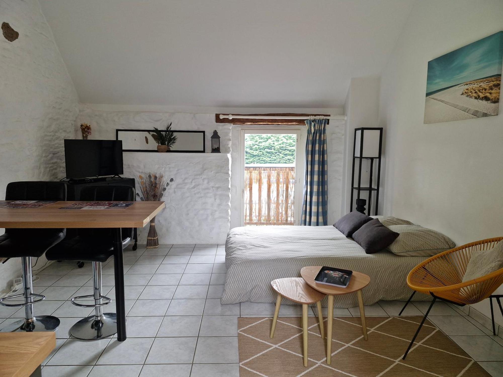 Studio Nid Cosy Avec Piscine Bonnemain Exterior foto